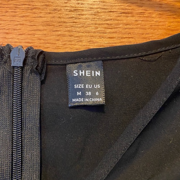 Black Dress - Picture 2 of 3